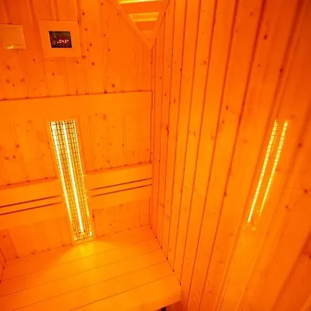Διαμέρισμα Danube Bank With Sauna/a.c