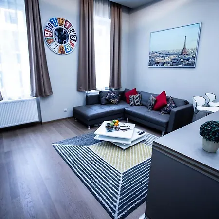 Danube Bank With Sauna/a.c Apartamento Budapest